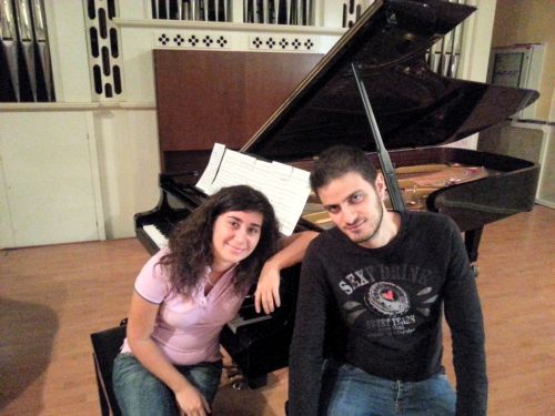 Il baritono Vincenzo Nizzardo con la pianista Chiara Barillà